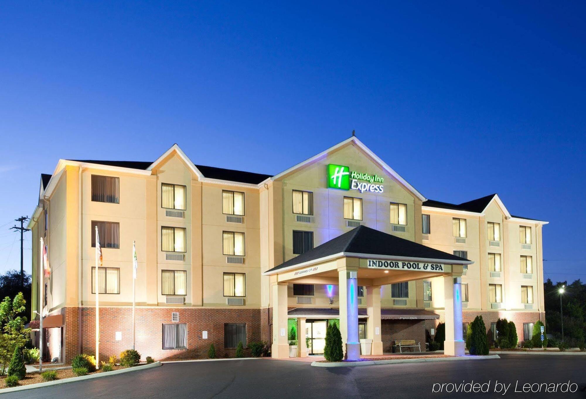 Holiday Inn Express Hillsville, An Ihg Hotel Exterior photo